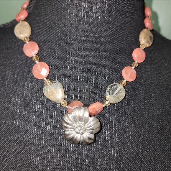 Sterling Silver 925 Vintage Lucite Necklace with .925 Earrings. - Picture 7 of 10